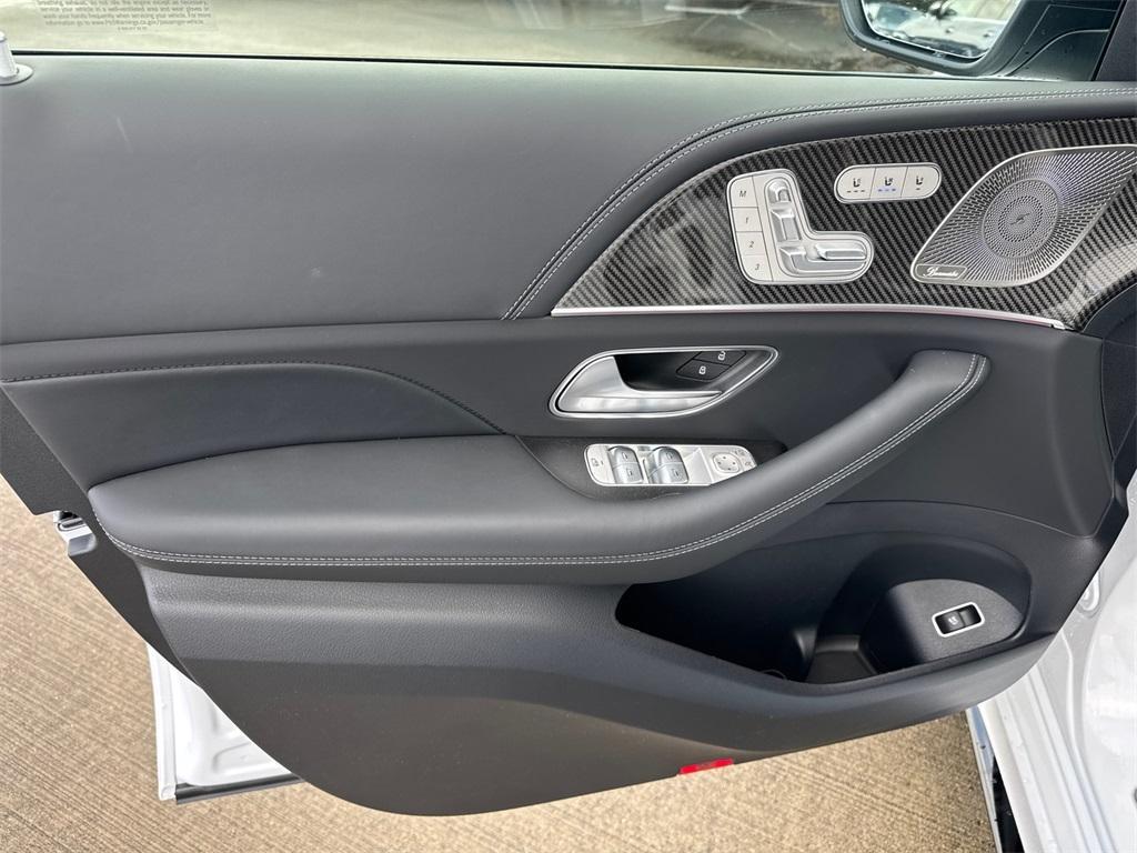 new 2026 Mercedes-Benz AMG GLE 63 car, priced at $146,340