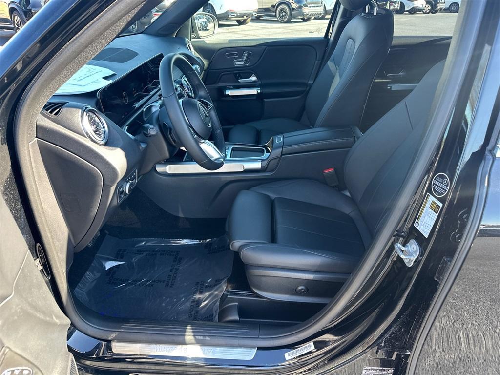 used 2025 Mercedes-Benz GLB 250 car, priced at $42,385