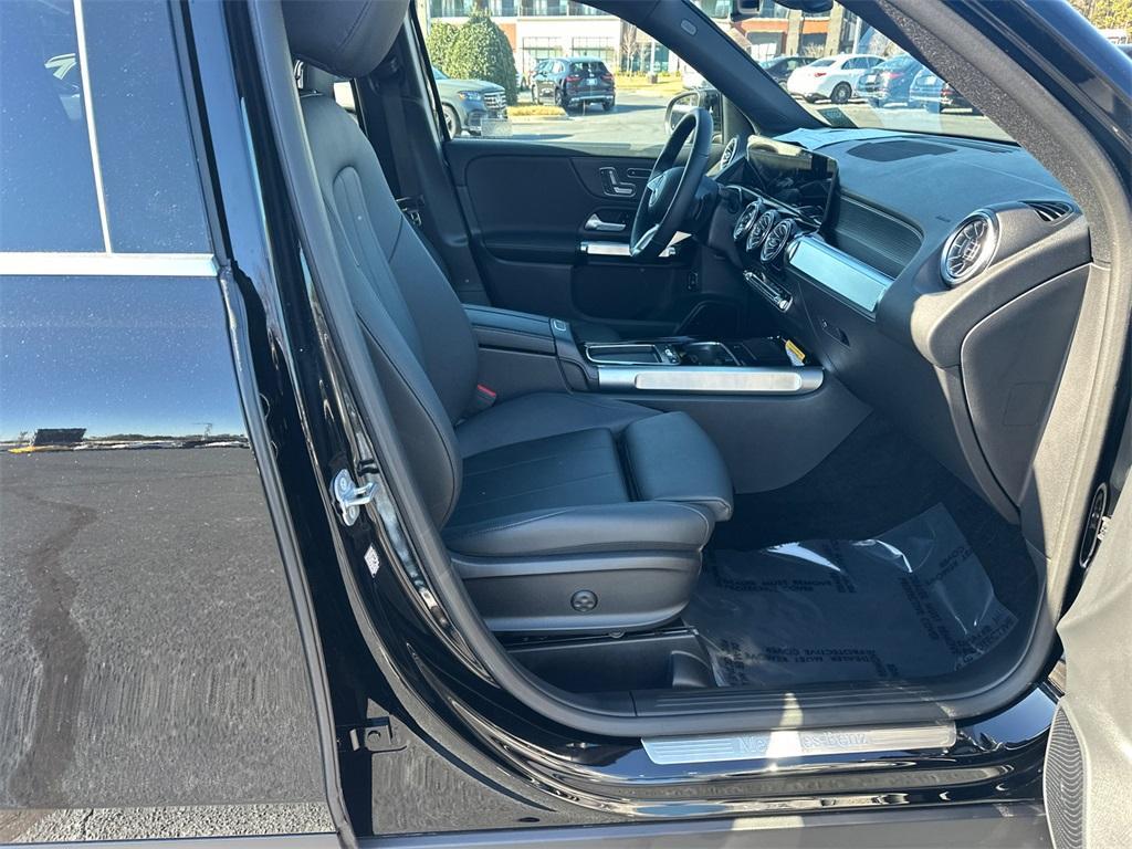 used 2025 Mercedes-Benz GLB 250 car, priced at $42,385