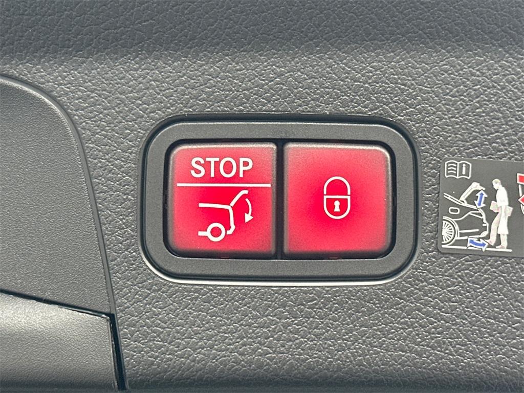 new 2026 Mercedes-Benz AMG GLE 53 car, priced at $105,610