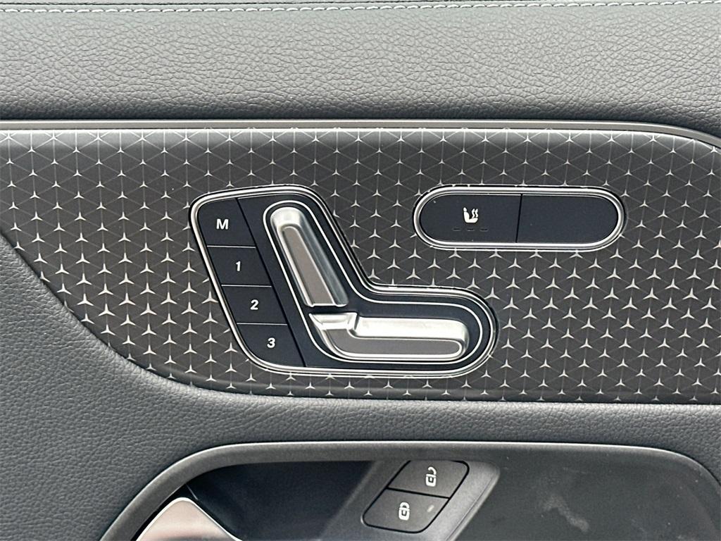 new 2026 Mercedes-Benz GLA 250 car, priced at $50,045