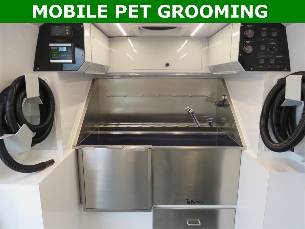 new 2025 Mercedes-Benz Sprinter 2500 car, priced at $139,114