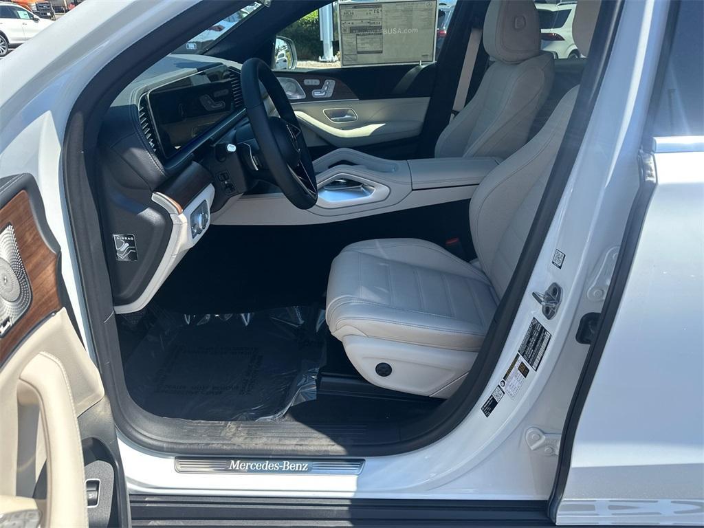 new 2026 Mercedes-Benz GLE 450 car, priced at $89,700