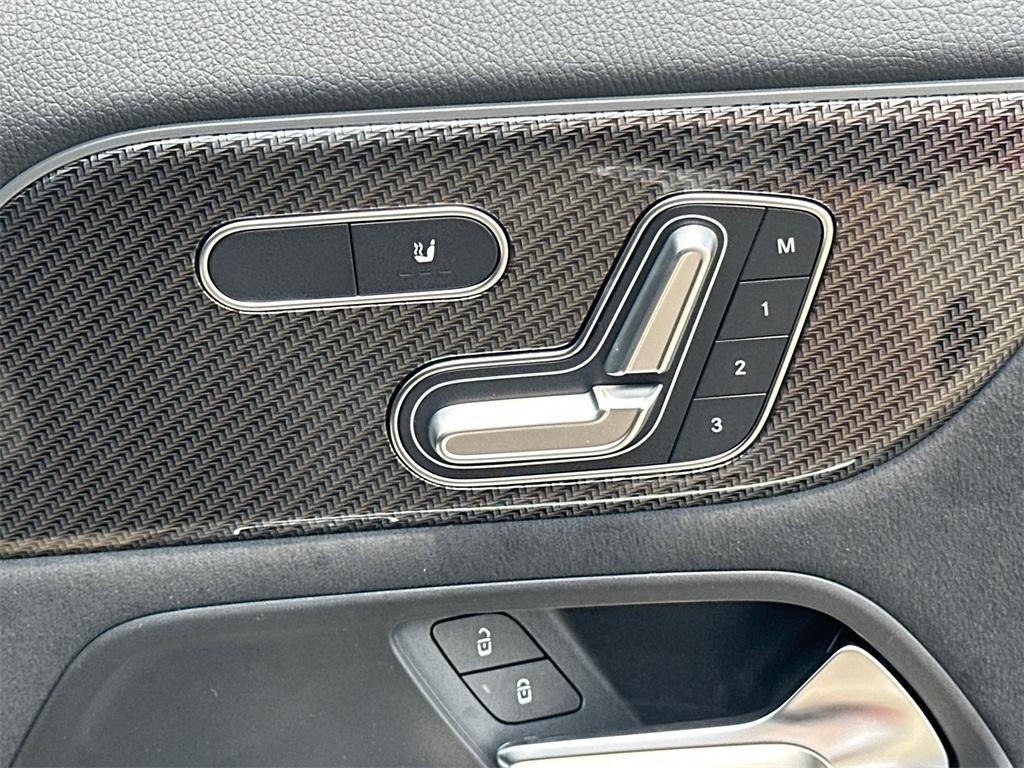 new 2025 Mercedes-Benz AMG GLA 35 car, priced at $63,935