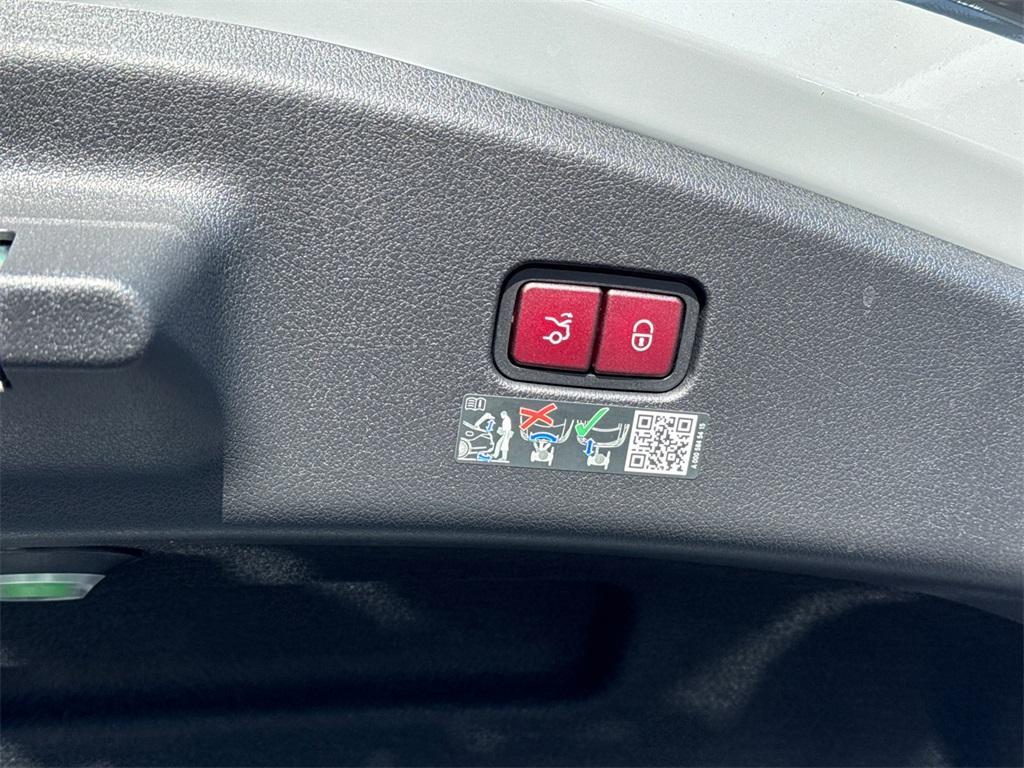 new 2026 Mercedes-Benz CLE 300 car, priced at $72,690