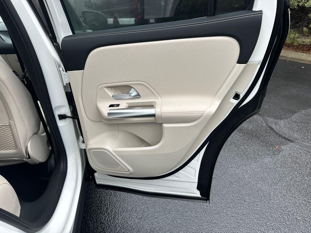 new 2026 Mercedes-Benz GLA 250 car, priced at $44,935