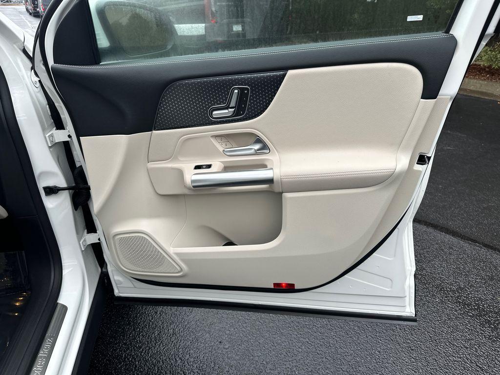 new 2026 Mercedes-Benz GLA 250 car, priced at $44,935