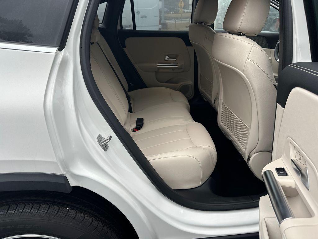 new 2026 Mercedes-Benz GLA 250 car, priced at $44,935