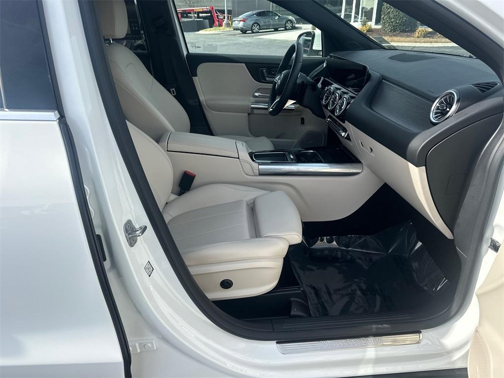 used 2026 Mercedes-Benz GLA 250 car, priced at $43,808