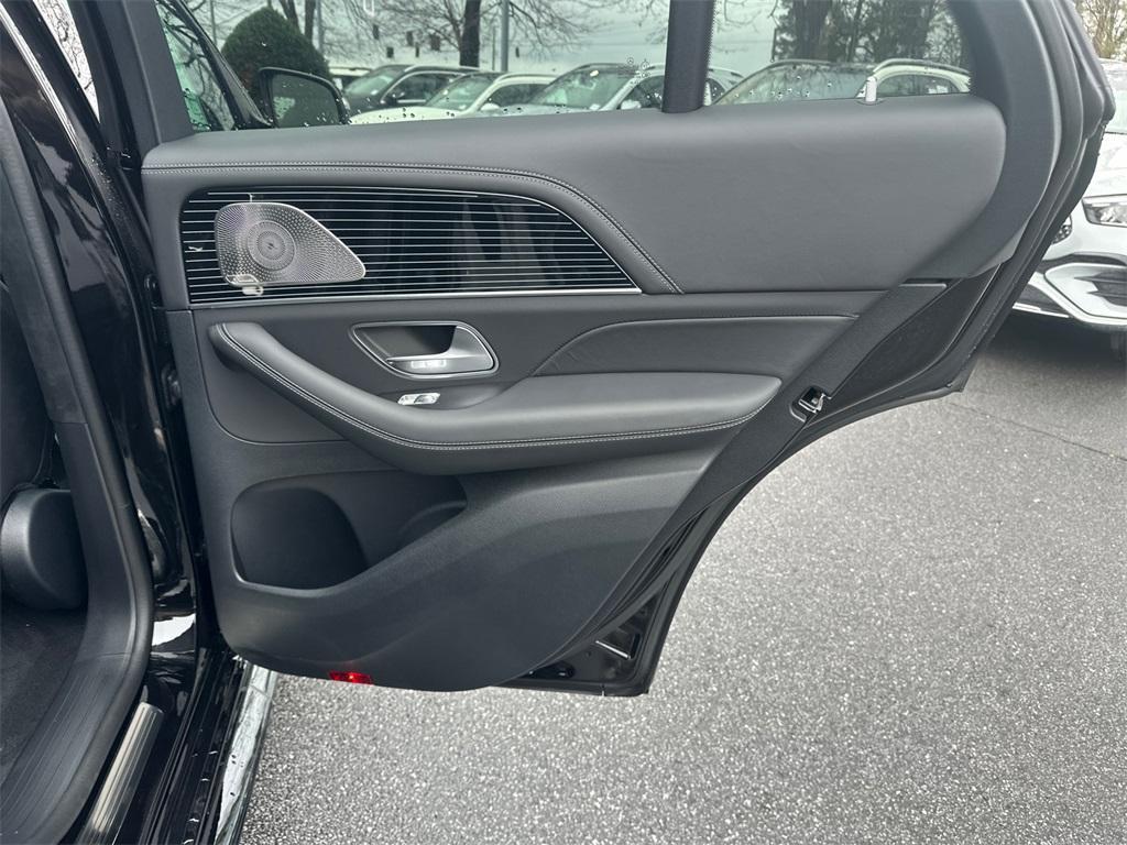 new 2025 Mercedes-Benz AMG GLE 63 car, priced at $140,260
