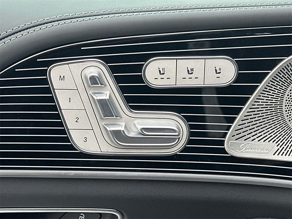 new 2025 Mercedes-Benz AMG GLE 63 car, priced at $140,260