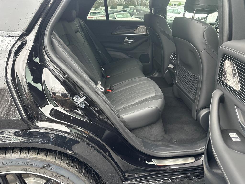 new 2025 Mercedes-Benz AMG GLE 63 car, priced at $140,260