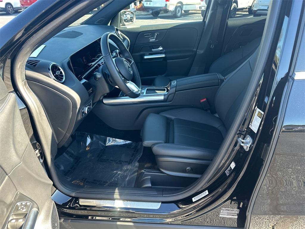 used 2026 Mercedes-Benz GLA 250 car, priced at $42,594