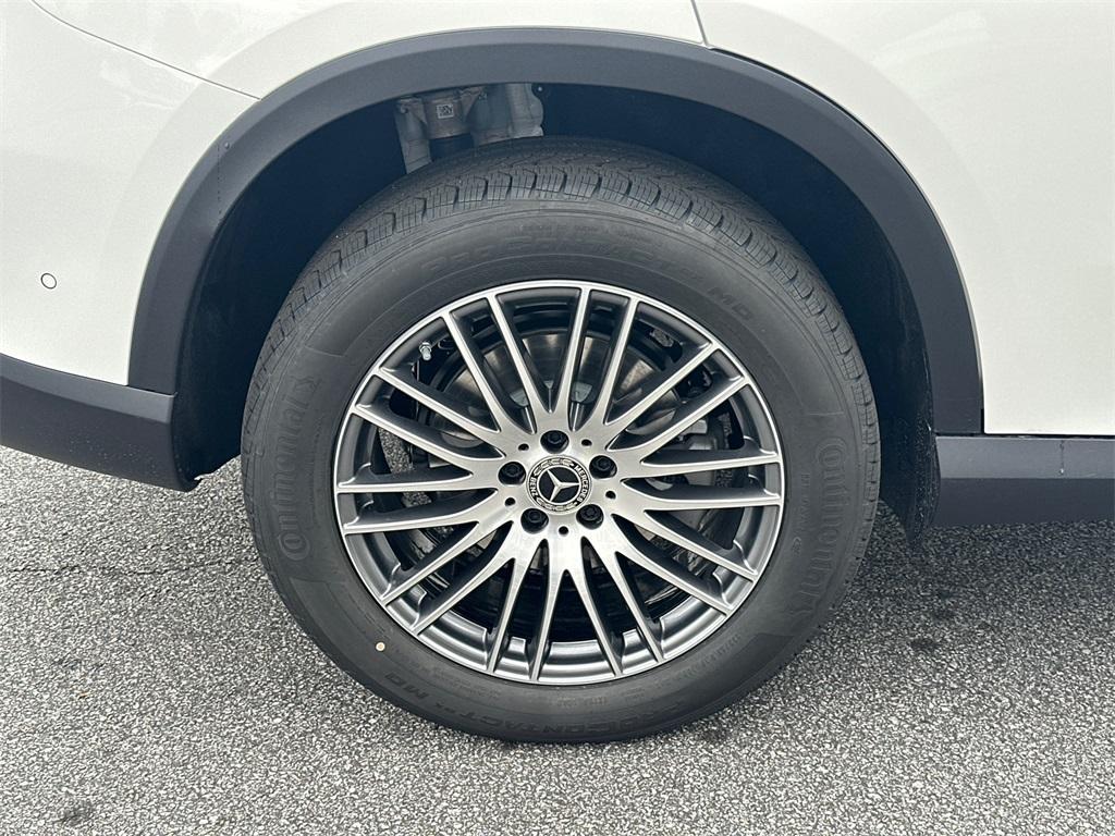 new 2026 Mercedes-Benz GLC 300 car, priced at $57,430