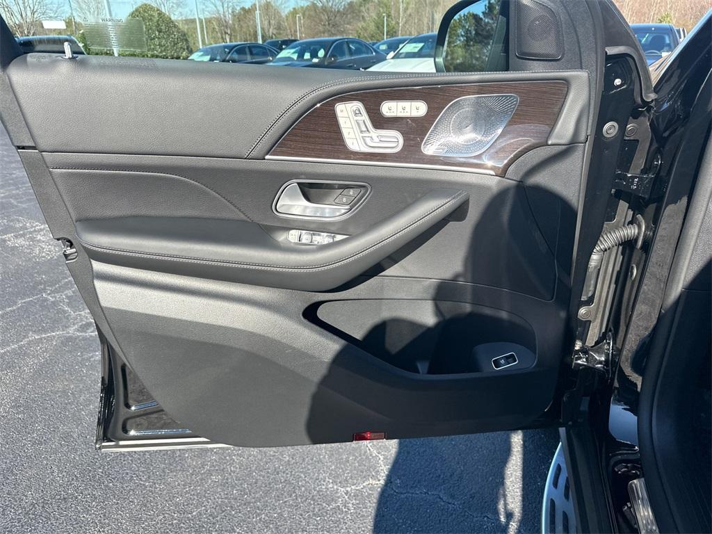 new 2026 Mercedes-Benz AMG GLE 53 car, priced at $101,915