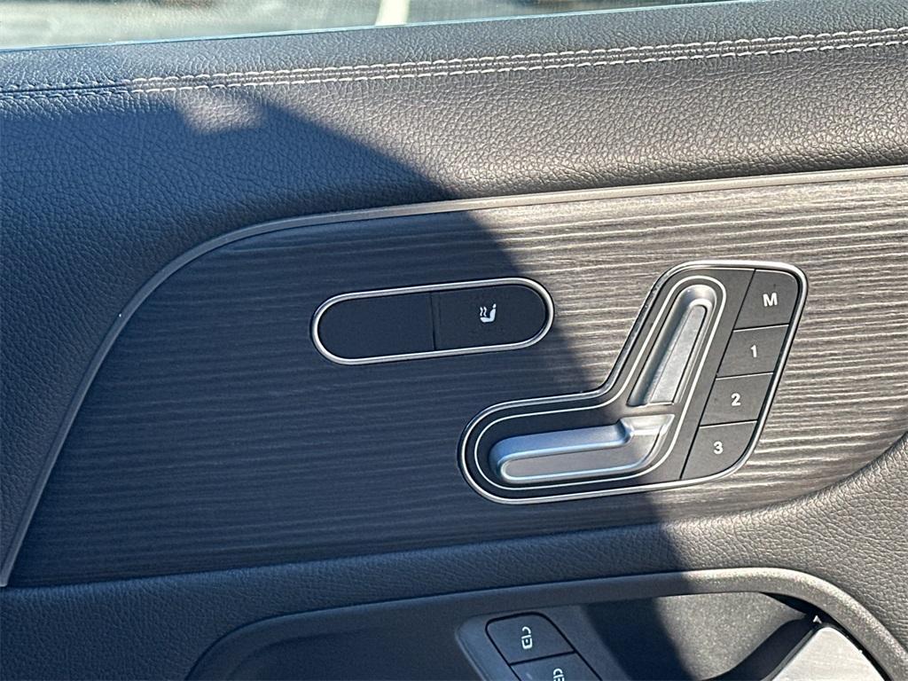 used 2025 Mercedes-Benz AMG GLA 35 car, priced at $54,995