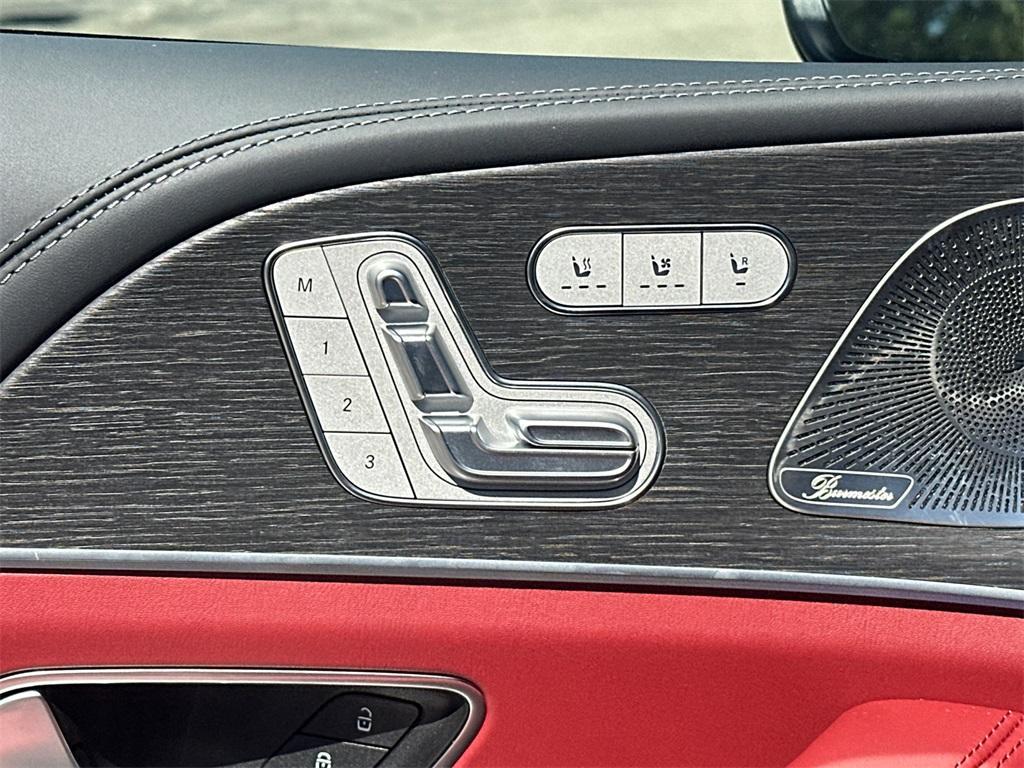 new 2026 Mercedes-Benz GLS 580 car, priced at $139,150