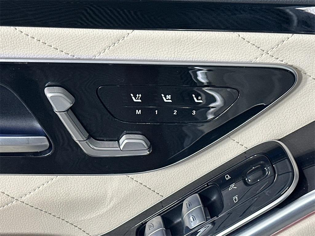 used 2022 Mercedes-Benz S-Class car, priced at $53,998