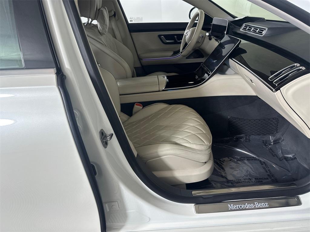 used 2022 Mercedes-Benz S-Class car, priced at $53,998