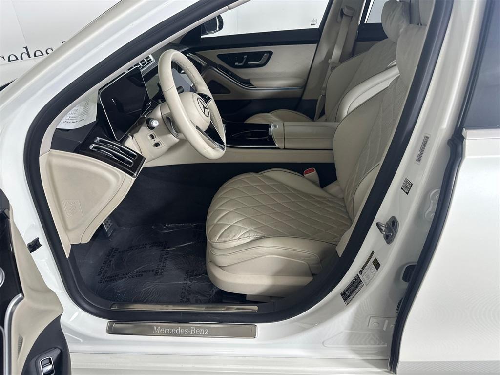 used 2022 Mercedes-Benz S-Class car, priced at $53,998