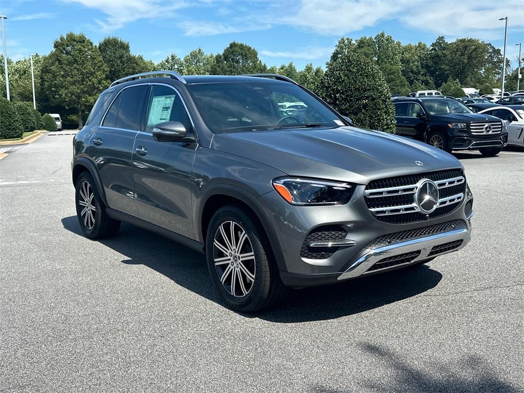 new 2025 Mercedes-Benz GLE 450 car, priced at $77,095