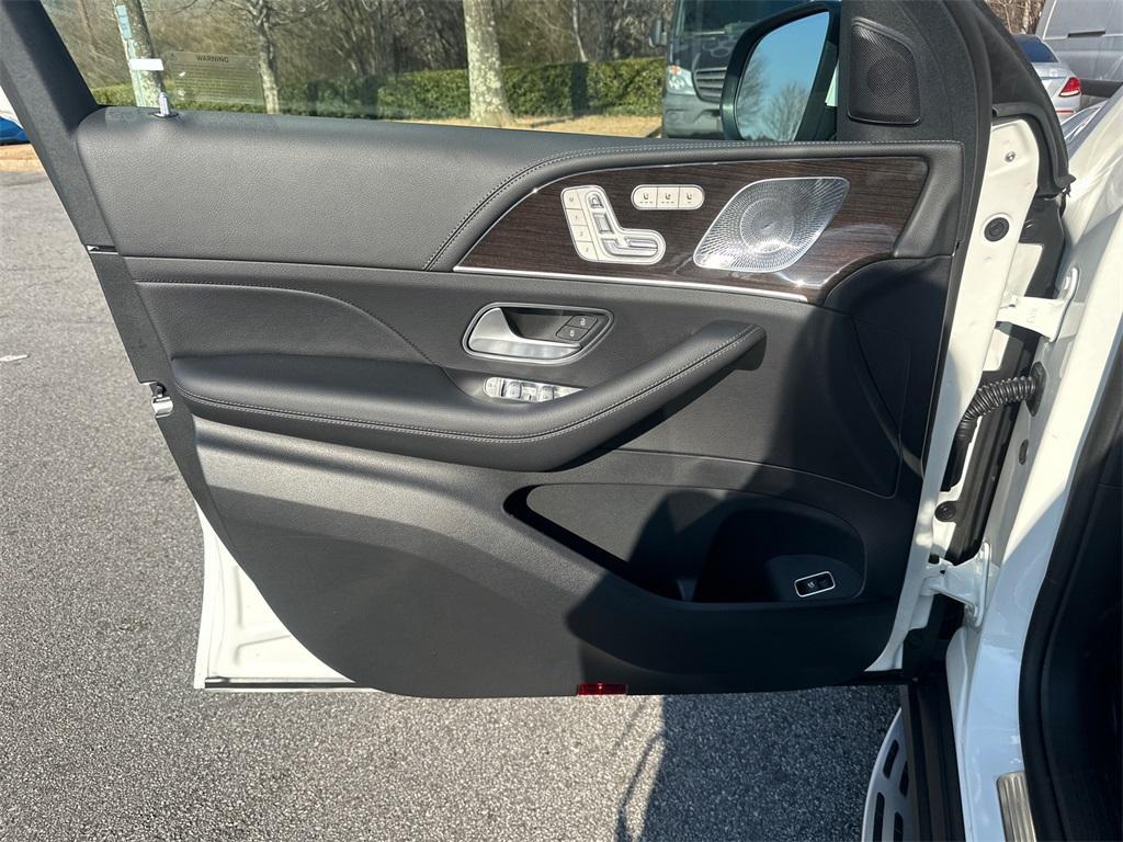 new 2026 Mercedes-Benz GLE 450 car, priced at $87,130