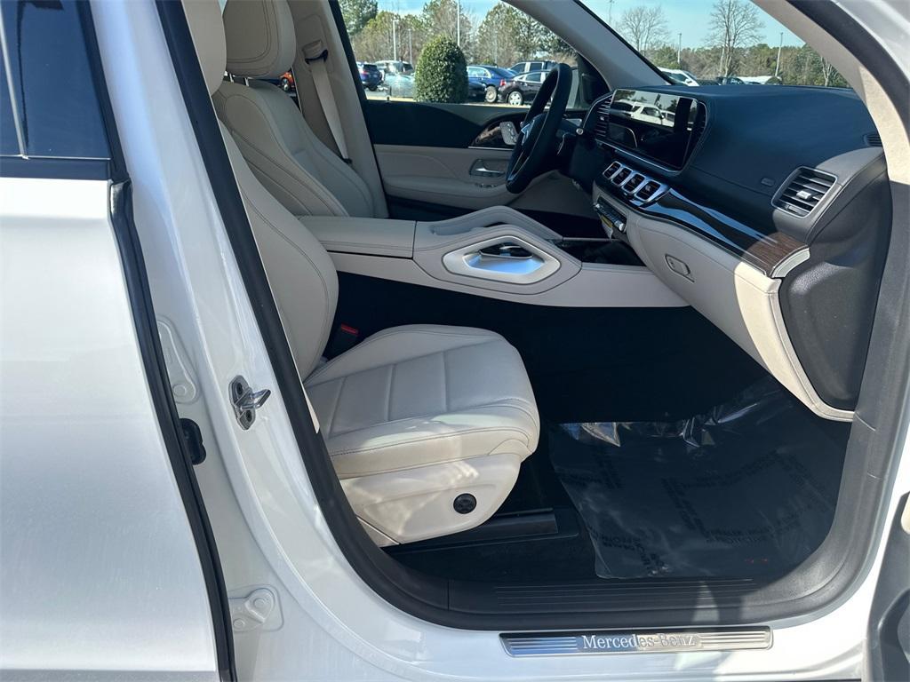 new 2026 Mercedes-Benz GLE 450 car, priced at $83,840