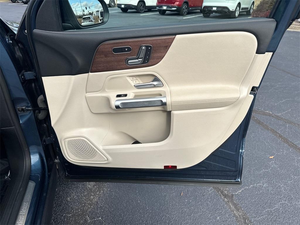 used 2023 Mercedes-Benz GLB 250 car, priced at $35,801