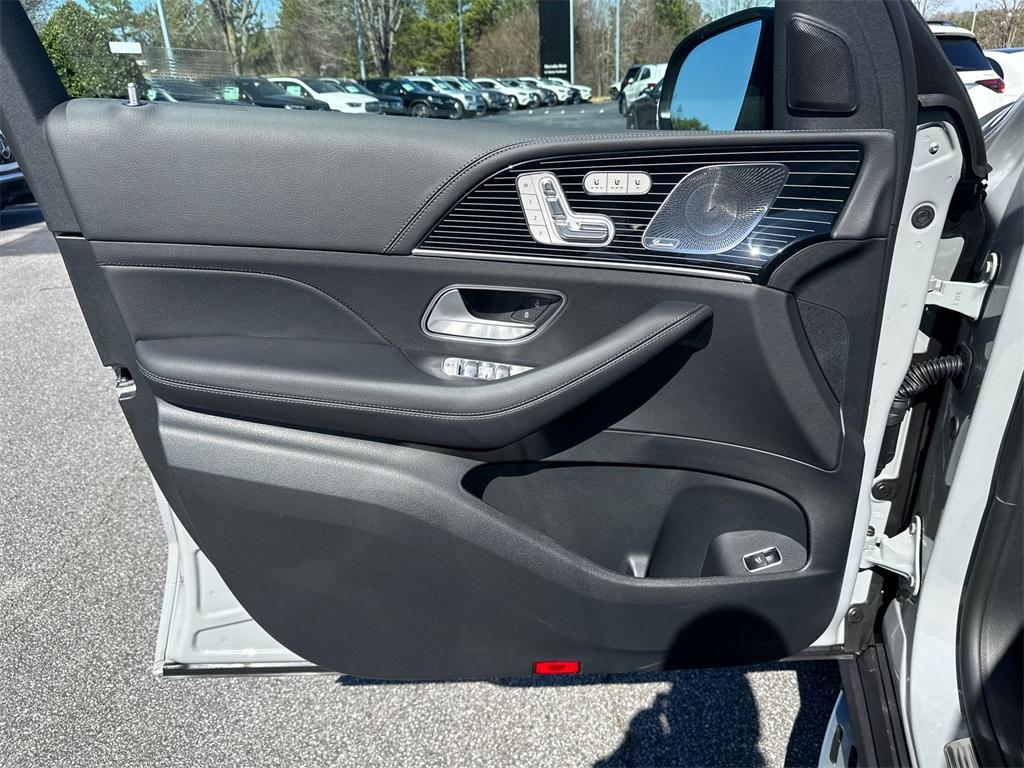 new 2026 Mercedes-Benz GLE 450 car, priced at $89,755