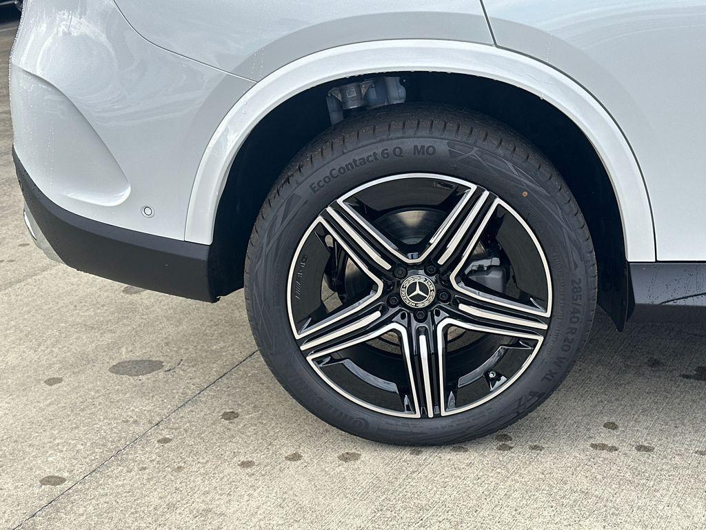 new 2026 Mercedes-Benz GLC 300 car, priced at $63,465
