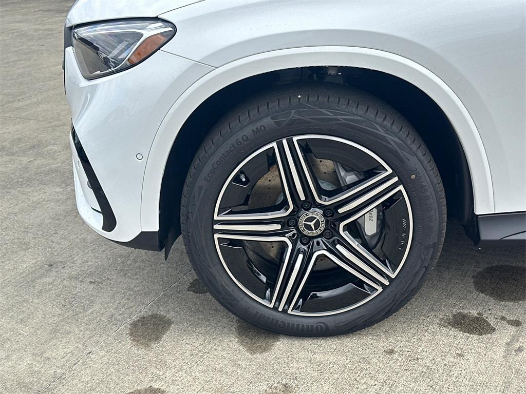 new 2026 Mercedes-Benz GLC 300 car, priced at $63,465