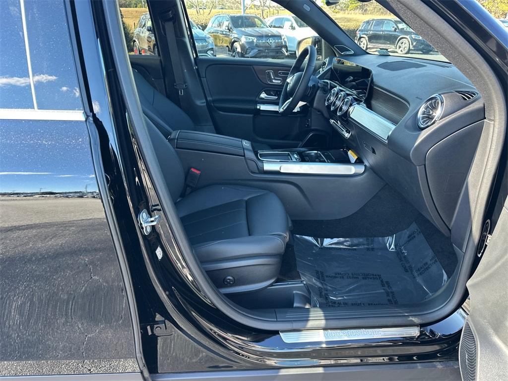 new 2026 Mercedes-Benz GLB 250 car, priced at $53,875