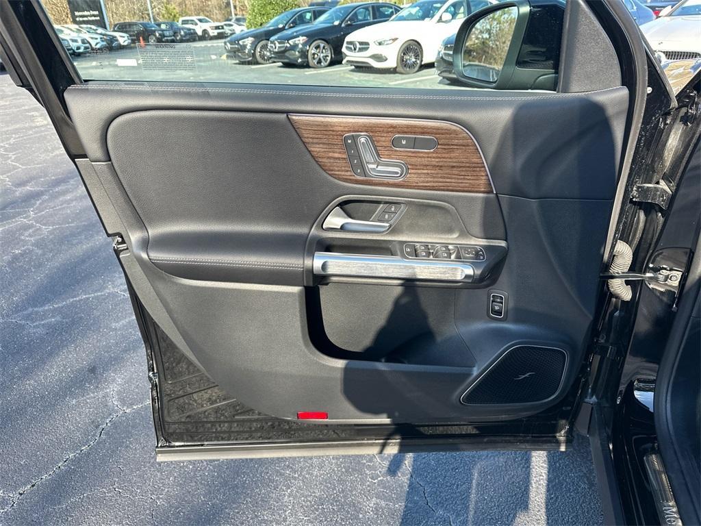 new 2026 Mercedes-Benz GLB 250 car, priced at $53,875