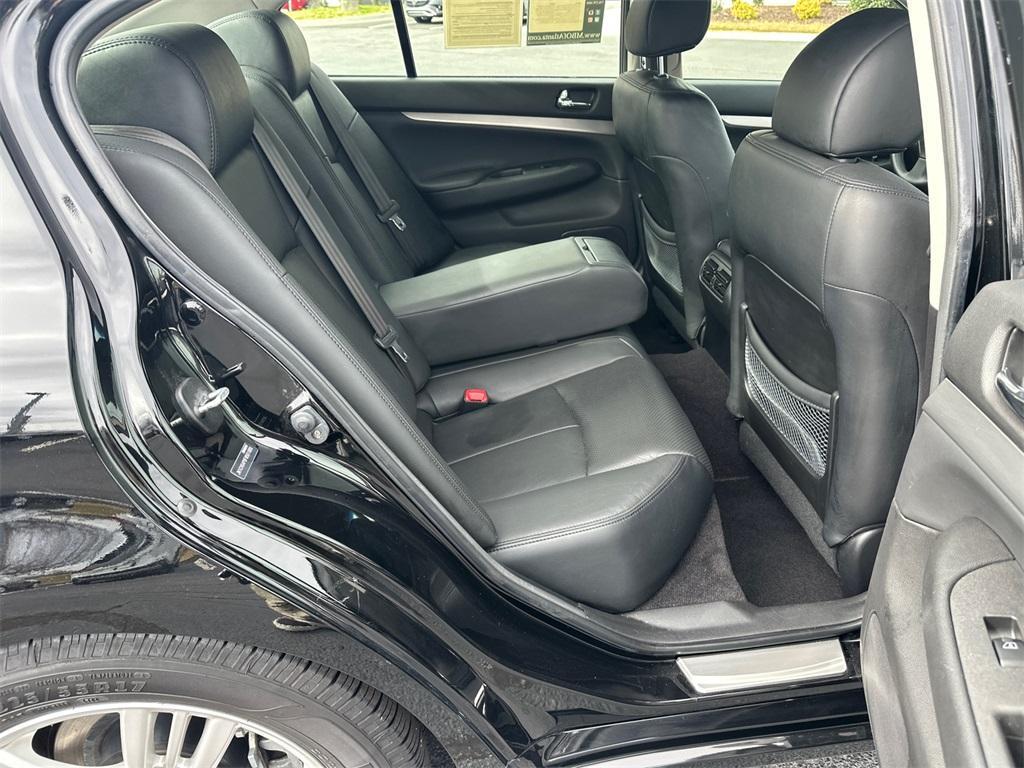 used 2015 INFINITI Q40 car, priced at $11,994