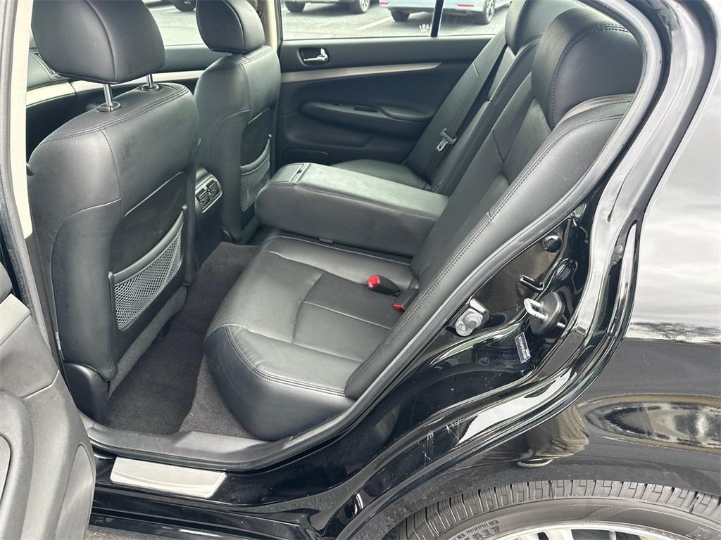 used 2015 INFINITI Q40 car, priced at $11,994