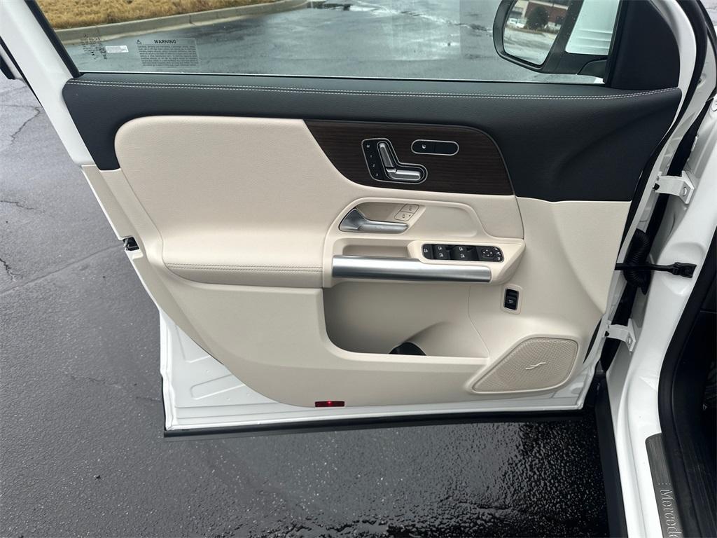 used 2026 Mercedes-Benz GLA 250 car, priced at $43,912