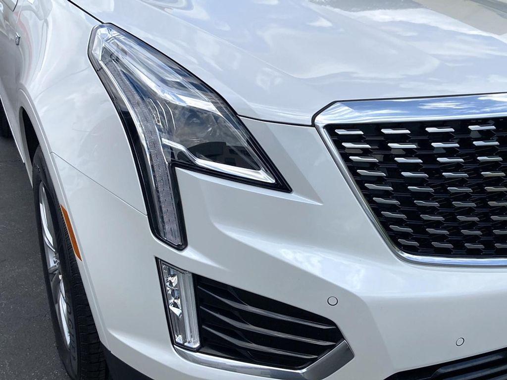 used 2023 Cadillac XT5 car, priced at $30,923