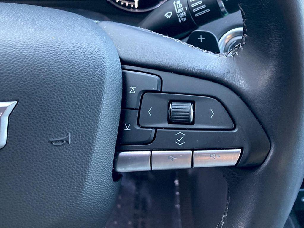 used 2022 Cadillac XT4 car, priced at $25,984