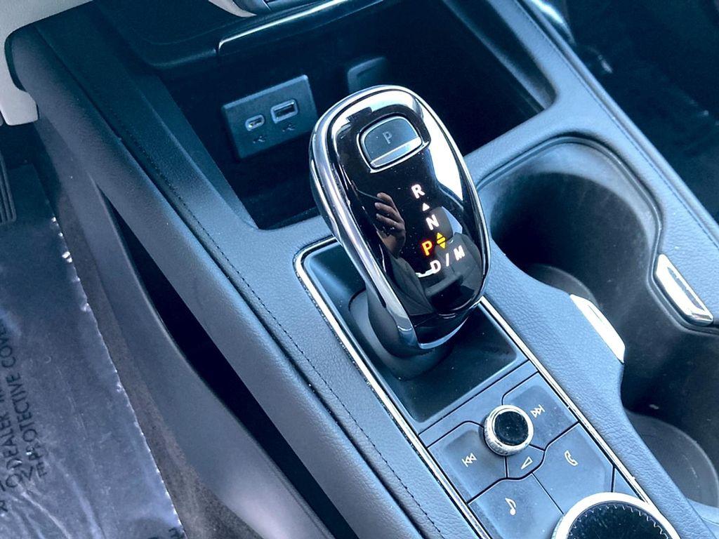 used 2022 Cadillac XT4 car, priced at $25,984