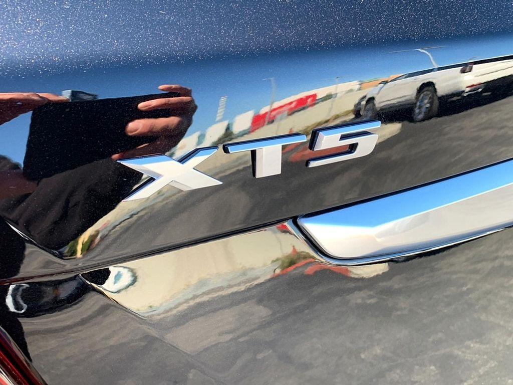 used 2024 Cadillac XT5 car, priced at $40,962