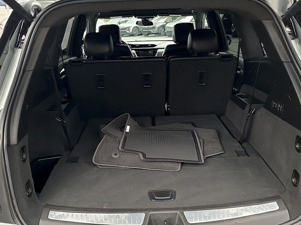 used 2024 Cadillac XT6 car, priced at $39,413