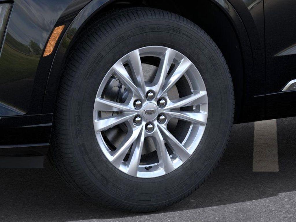 used 2025 Cadillac XT6 car, priced at $51,315