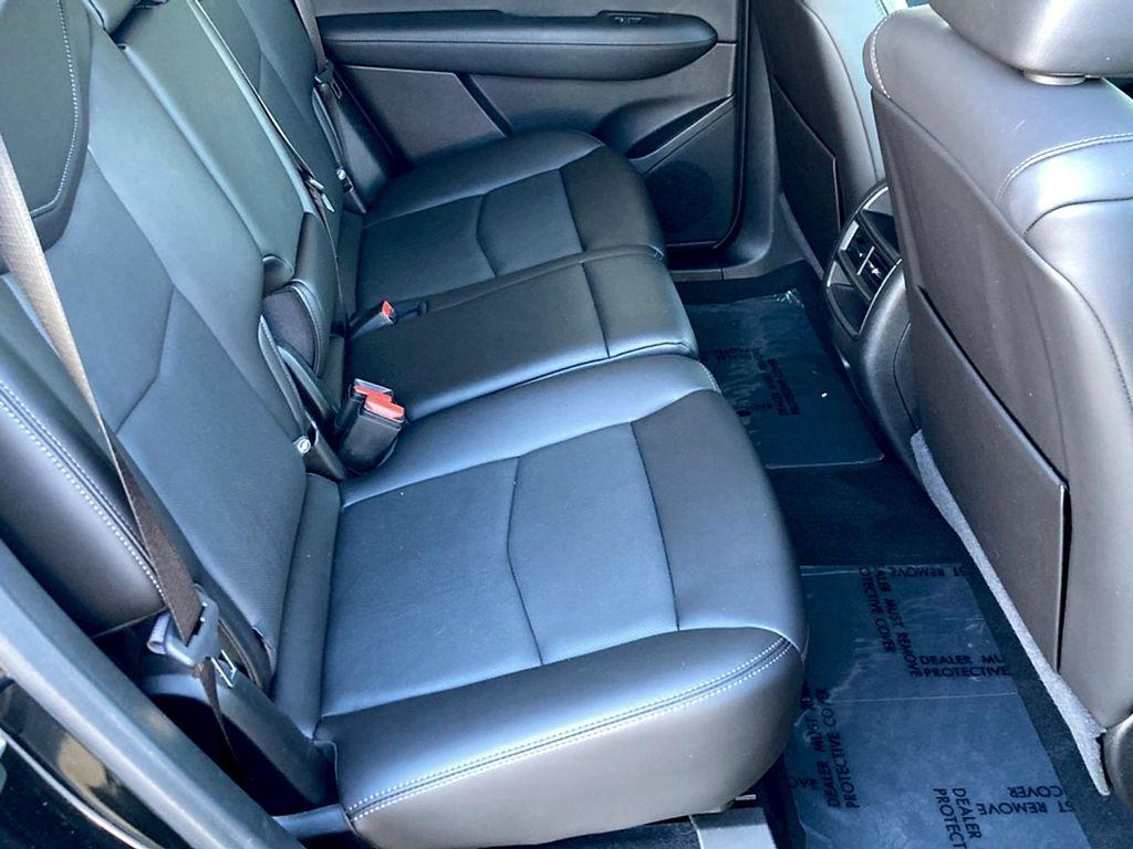 used 2022 Cadillac XT5 car, priced at $29,906