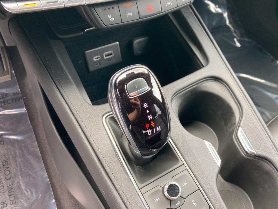 used 2023 Cadillac XT4 car, priced at $31,999