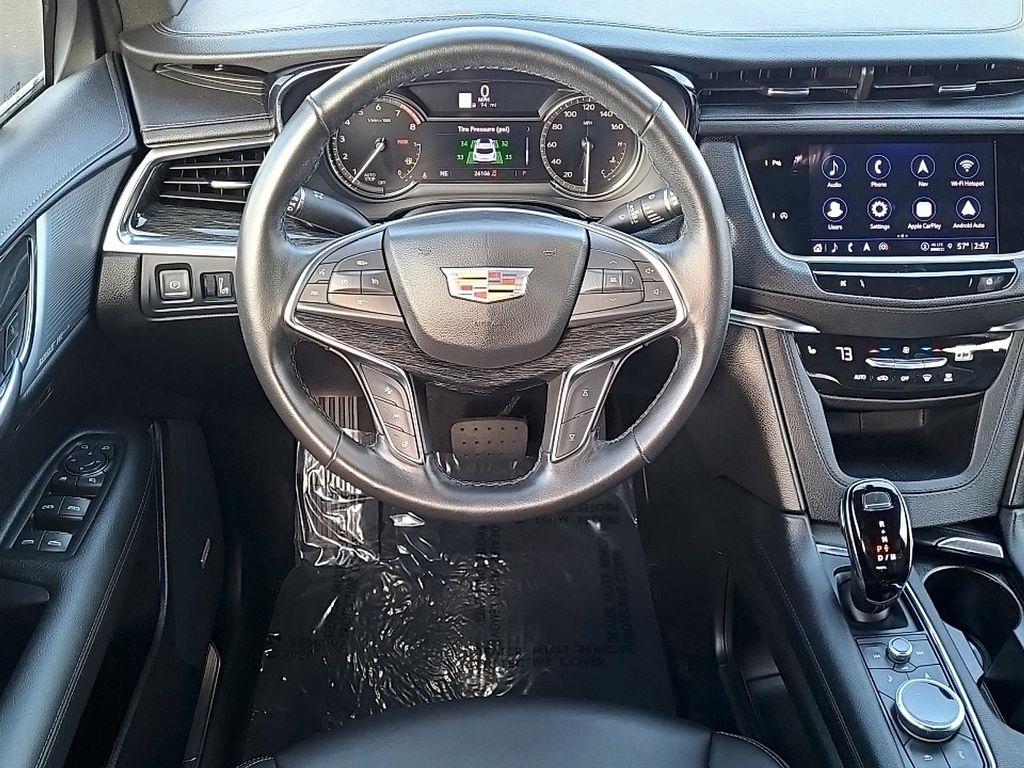 used 2023 Cadillac XT5 car, priced at $34,473