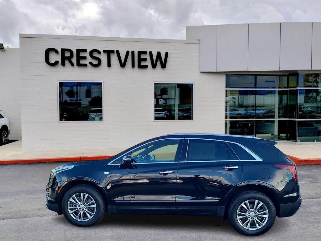 used 2023 Cadillac XT5 car, priced at $34,473