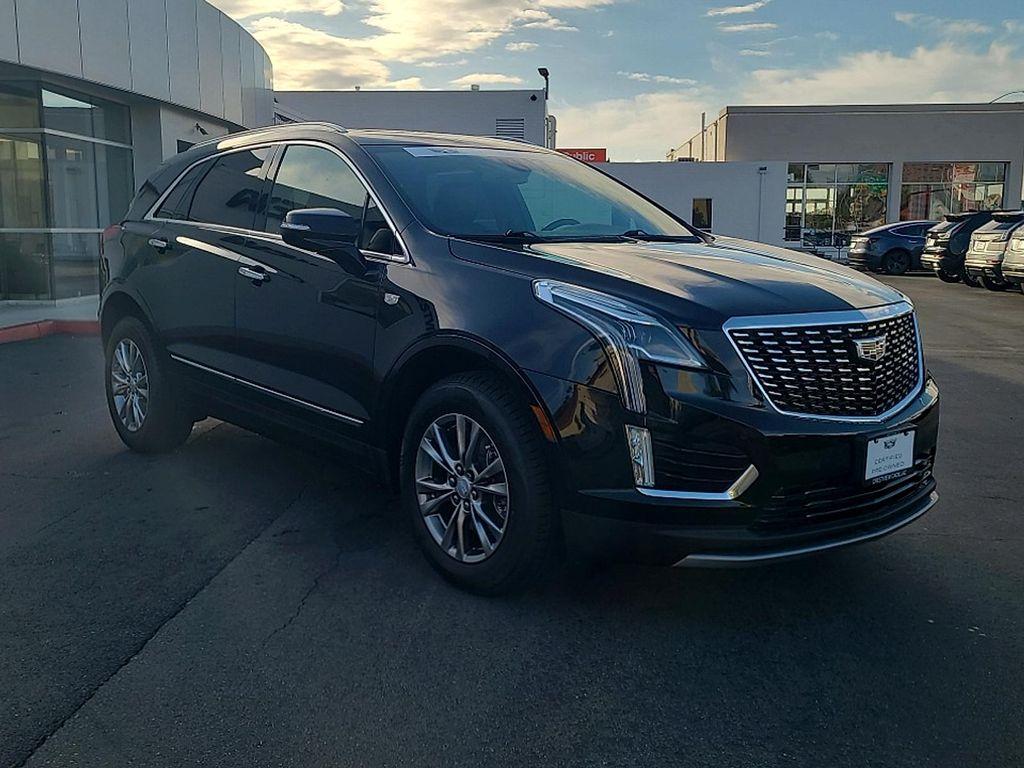 used 2023 Cadillac XT5 car, priced at $34,473