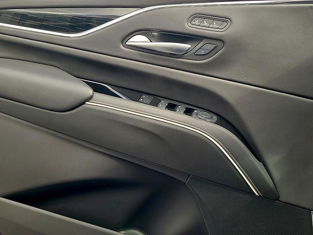 used 2024 Cadillac Escalade ESV car, priced at $139,940