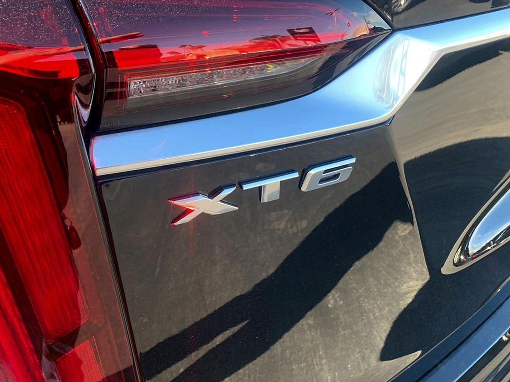 used 2025 Cadillac XT6 car, priced at $51,978