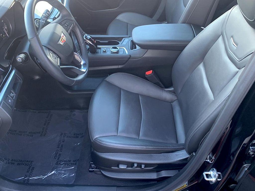 used 2025 Cadillac XT6 car, priced at $51,978